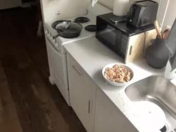 brokehungcollegeguy chaturbate stream image