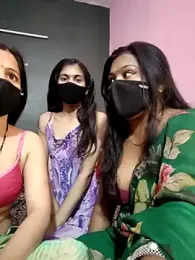 cutee__crazy stripchat stream image