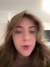 MariiD stripchat stream image