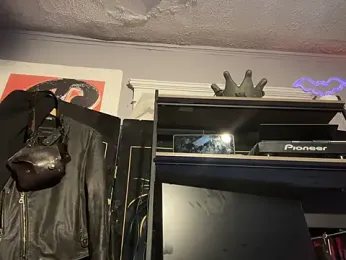 trash4cash stripchat stream image, 18.02.2026 01:30