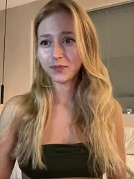 LunaRase stripchat stream image, 20.02.2026 04:30