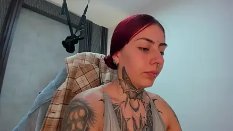 selene_red_ stripchat stream image, 23.02.2026 01:30