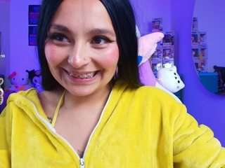 marceliinee camsoda stream image