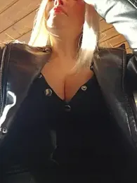 MILFBARBY stripchat stream image