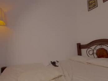 nicolle_mitchelle chaturbate stream image