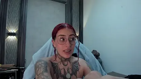 selene_red_ stripchat stream image, 09.03.2026 00:30