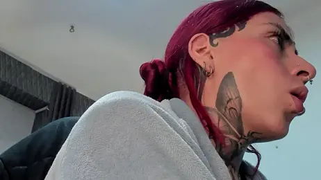 selene_red_ stripchat stream image, 09.03.2026 00:30