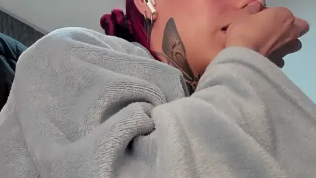 selene_red_ stripchat stream image, 09.03.2026 00:30