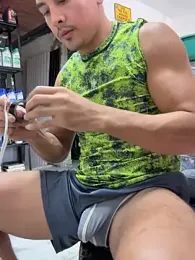 Paul22cm- stripchat stream image