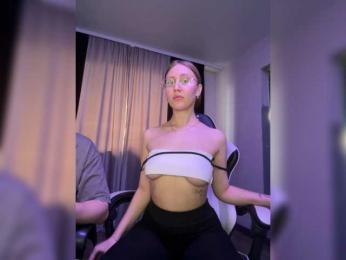 Durnaya_kis bongacams stream image