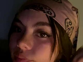 Leiza Thompson flirt4free stream image, 17.03.2026 17:00