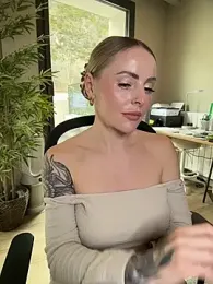 EmaSalis stripchat stream image