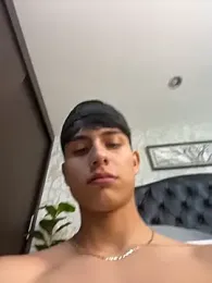 Lander_Cruz stripchat stream image