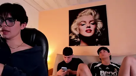 HotThreesoome stripchat stream image