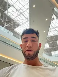 liam_bronw stripchat stream image