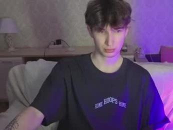 drinklinov chaturbate stream image, 24.03.2026 20:10