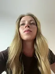 streetdoll stripchat stream image