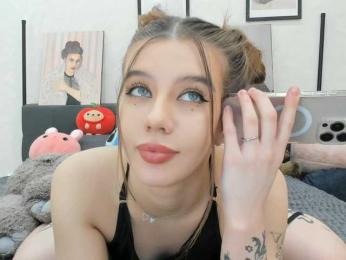 dolly-ll bongacams stream image