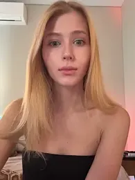 LunaRase stripchat stream image, 28.03.2026 05:30