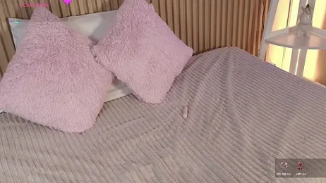 emily_sweett24 stripchat stream image