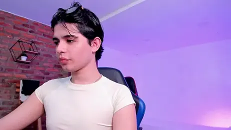 HotThreesoome stripchat stream image