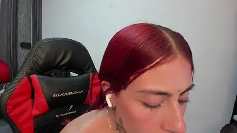 selene_red_ stripchat stream image