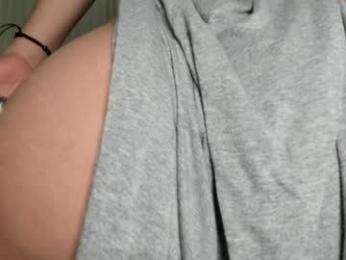 vanandjuani chaturbate stream image