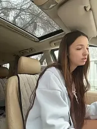 DollyTall stripchat stream image