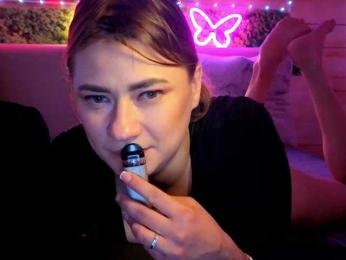 2Laski2 bongacams stream image