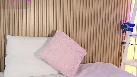 emily_sweett24 stripchat stream image