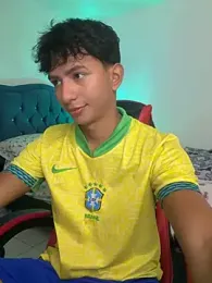 Leonarrrd_01 stripchat stream image, 08.04.2026 01:40