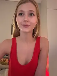 LunaRase stripchat stream image, 10.04.2026 05:40