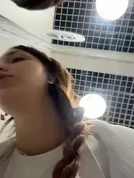 DollyTall stripchat stream image