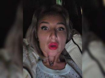 ARotikA1 bongacams stream image