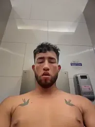 liam_bronw stripchat stream image