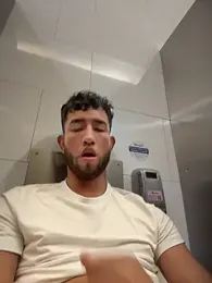 liam_bronw stripchat stream image