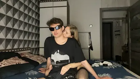 merycouple stripchat stream image