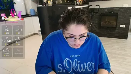 Layla- stripchat stream image