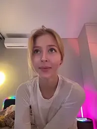 LunaRase stripchat stream image, 17.04.2026 05:30