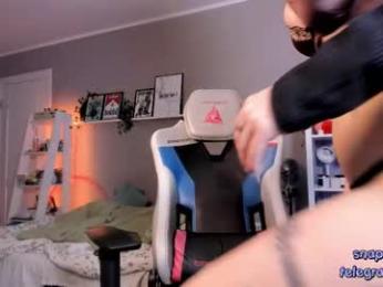 vivian_qwerty chaturbate stream image, 24.04.2026 05:40