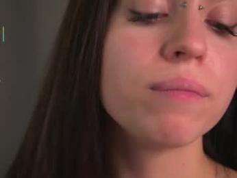 vivid_girls chaturbate stream image, 26.04.2026 09:00