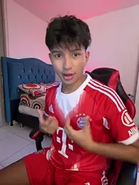 Leonarrrd_01 stripchat stream image, 27.04.2026 23:00