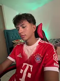 Leonarrrd_01 stripchat stream image, 27.04.2026 23:00