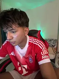 Leonarrrd_01 stripchat stream image, 27.04.2026 23:00