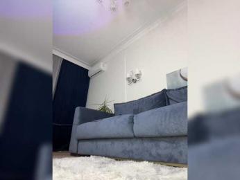 avolood bongacams stream image