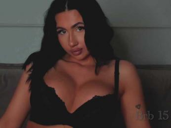 qsstess bongacams stream image