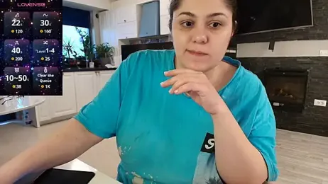 Layla- stripchat stream image, 04.02.2025 11:10