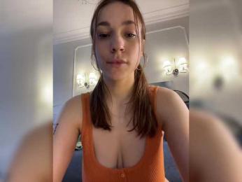avolood bongacams stream image