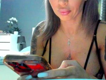 LovellyEmma bongacams stream image, 12.04.2025 18:30