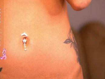 KairaAndrews bongacams stream image